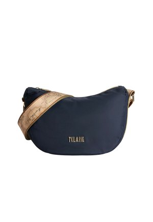 Borsa a tracolla a forma di mezzaluna di colore blu marina con logo dorato e tracolla regolabile beige, caratterizzata da un design di mappa vintage.