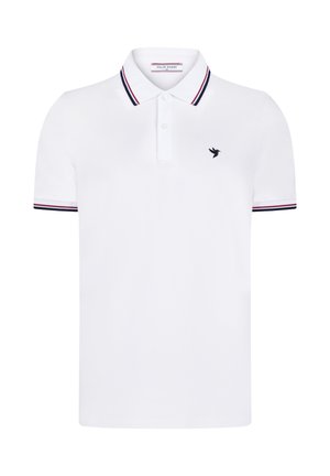 Hvid polo-shirt med rød og navy kant på krave og ærmer, to-knaps åbning og lille sort fuglelogo på brystet.