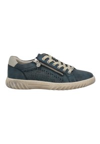 Baskets en cuir perforé bleu avec des accents beige, une fermeture éclair sur le côté et une semelle en caoutchouc texturée. Caractéristiques des lacets et des coutures contrastants.