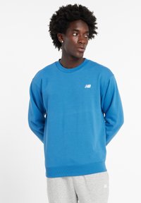 Unselected, light blue