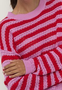 Culture Svetr - pink