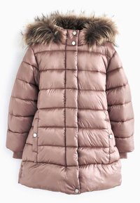 Abrigo acolchado en rosa suave, con capucha con borde de piel sintética, botones de presión, textura acolchada y puños de canalé.