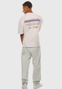 Dropsize HEAVY PEACE OF MIND  - T-shirt imprimé - white
