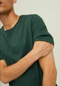 Jack & Jones JJE TEE  O-NECK  - T-shirt basic - pine grove