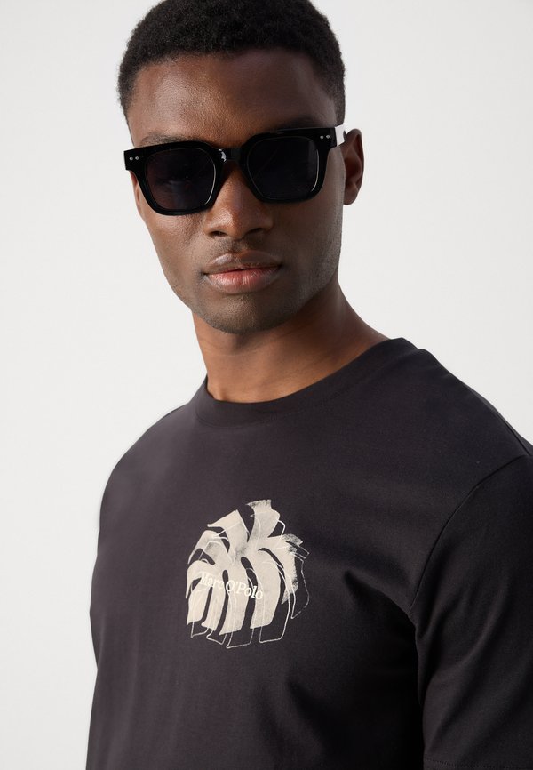 SHORT SLEEVE SEASONAL LOGO ARTWORK - Print T-shirt2