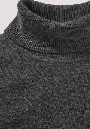 Grauer Rollkragenpullover aus einem gerippten, strukturierten Stoff. Der Kragen ist umgeschlagen und passt eng am Hals, mit einem weichen, gestrickten Design.