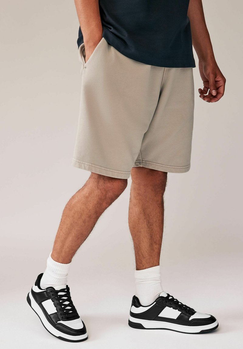 Next COURT- REGULAR FIT - Tossud - black white