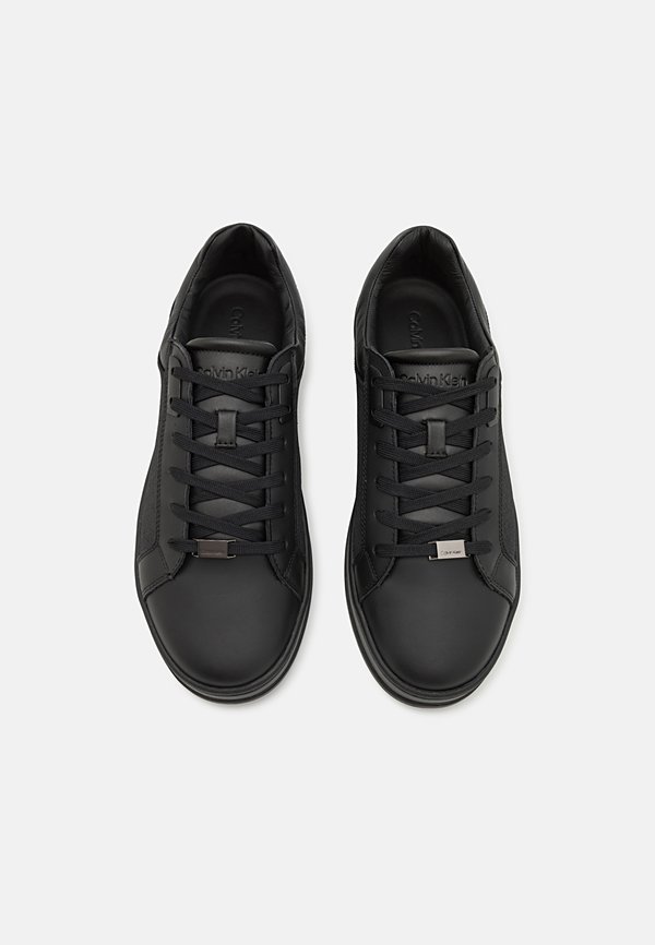 LACE UP EYELET - Trainers2
