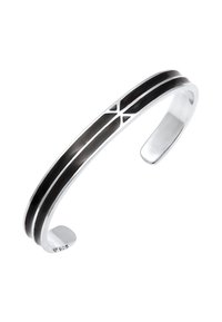 Bracciale in argento sterling con superficie lucida, caratterizzato da due strisce in smalto nero e un design aperto con ritagli geometrici.