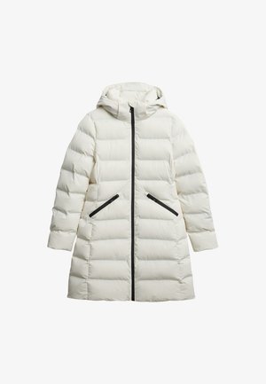 Weißer Steppmantel mit Kapuze, ausgestattet mit einem Frontreißverschluss, zwei schwarzen Reißverschlusstaschen und einem gesteppter Design mit gleichmäßig verteilten Abschnitten.