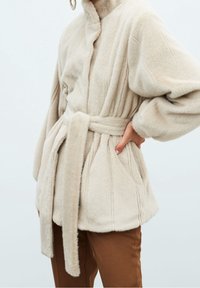 Ipekyol Abrigo de invierno - beige