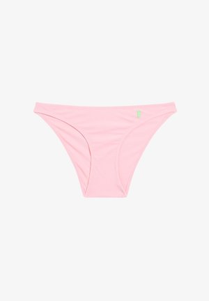 Roze bikini onderkant met een gladde textuur, met een lage taille en een klein groen logo-accent aan de voorkant links.
