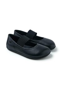 Bailarinas negras de cuero con acabado texturizado, punta redonda y cinta elástica para un ajuste seguro, con un diseño minimalista.