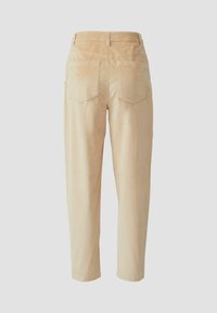 s.Oliver Broek - sandstein