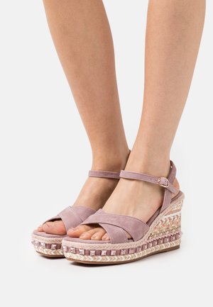Alma en Pena, Sandales à talons hauts - purple
