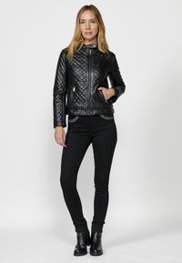 Koroshi Giacca in similpelle - black