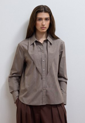 Les Copains, SHIRT WITH SCARF COLLAR - Camicia - brown