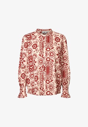 Langouwige blouse van lichtroze stof met een rood bloemen- en geometrisch patroon, ronde halslijn en knoopsluiting aan de voorkant.