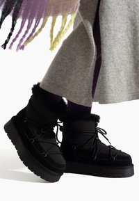 Gooce Talvisaappaat - black