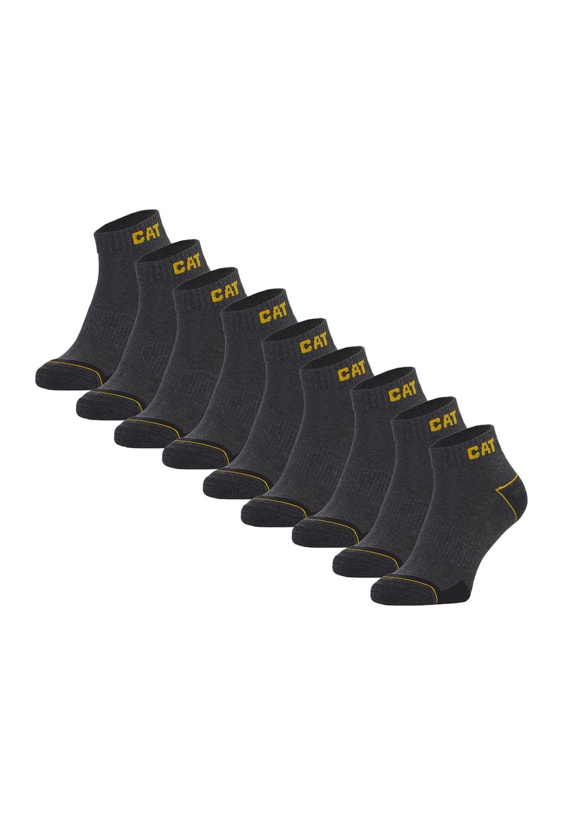 Dix paires de chaussettes de cheville gris foncé avec une texture en côtes. Présente un logo jaune et des coutures accentuées sur les poignets et les talons.
