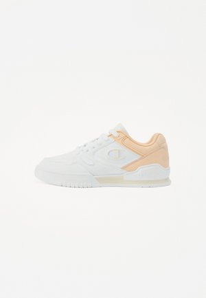 POINT LOW TECH - Basketball shoes - white/camel