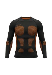 Schwarzes athletisches Langarmshirt mit orangefarbenen Streifenakzenten und gepolstertem Muster auf Brust und Schultern. Verfügt über einen Rundhalsausschnitt und eine eng anliegende Passform.