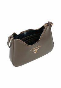 Borsa a mano in pelle marrone con silhouette curva, ferramenta dorata, chiusura con zip e molteplici scomparti interni. Foderata con materiale blu.