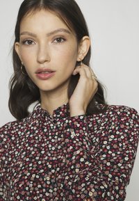 JDY PIPER - Vestido camiseiro - dark navy/rosa ditsy