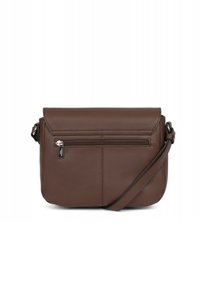 Borsa a tracolla marrone in pelle con tasca frontale con zip, texture liscia, chiusura a pattina e tracolla regolabile. Dimensioni adatte per l'uso quotidiano.