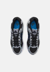adidas Originals RESPONSE CL UNISEX - Športni copati - core black/bright blue/footwear white