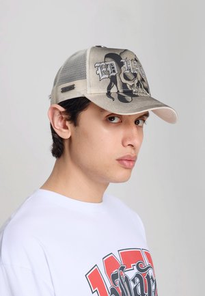 Ed Hardy, UNISEX GOTHIC SKULL GRAPHIC 5 PANEL TRUCKER CAP - Cap - dove