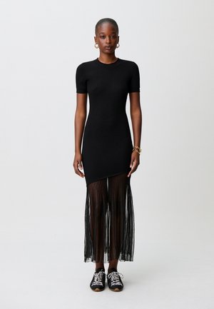 Claudie Pierlot, KNITTED DRESS - Robe longue - noir