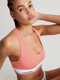 Calvin Klein Underwear UNLINED BRALETTE ICON COTTON MODAL - Hosszított melltartó - coral almond