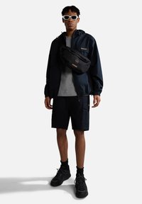 Napapijri MARANON - Shorts - black