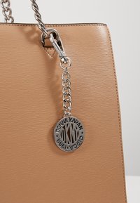 DKNY Sac à main - brown