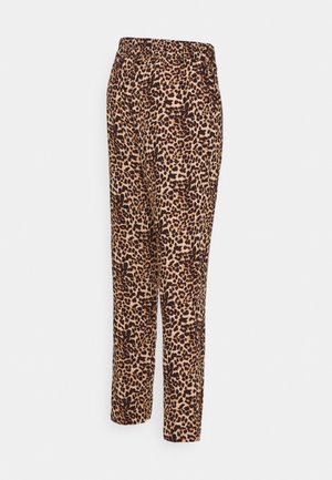 Calças de estampa de leopardo com cintura elástica, perna estreita, tecido leve e uma palete de cores quentes em tons de bege e castanho.