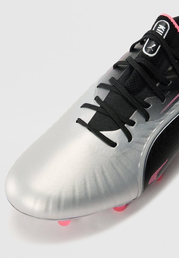 KING ULTIMATE - Football boots artificial grass2