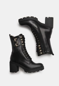 NeroGiardini Stivaletti stringati - black
