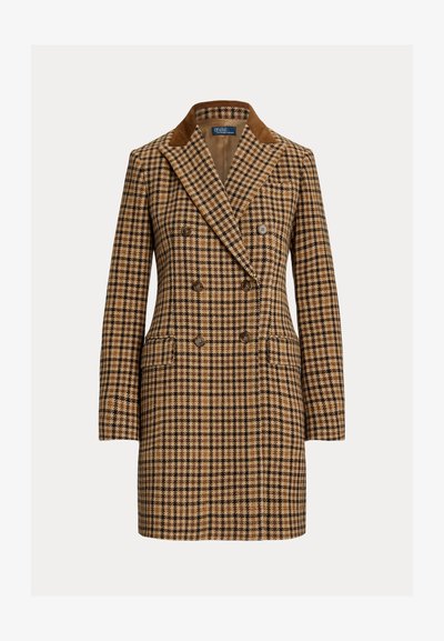 Dvigubo užsegimo paltas rudu ir pilkšvu šuns dantų raštu, su zomšo apykakle, dviem priekinėm kišenėm ir tekstūruotu vilnos audiniu.