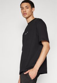 Pier One T-shirts med print - black