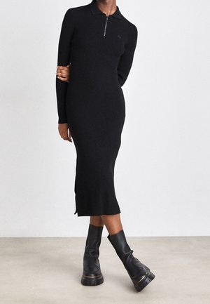 Shift dress - black