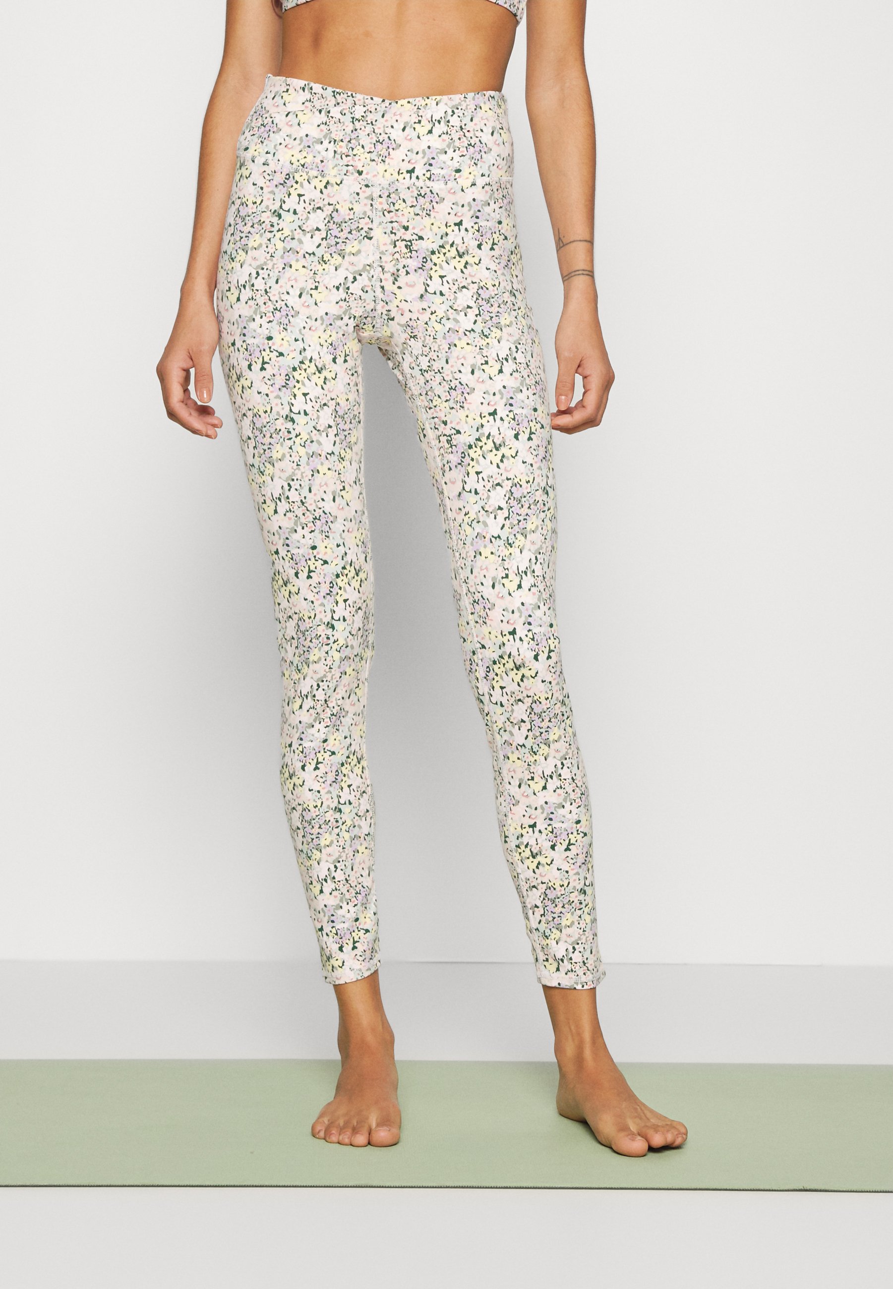 Cotton On Body ULTRA SOFT MOVEMENT FULL 