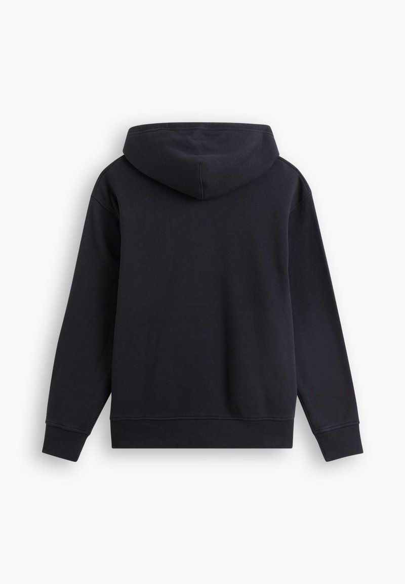 Sudadera con capucha negra, hecha de una tela suave, con un bolsillo tipo canguro y puños de canalé. Diseño minimalista sin logotipos ni patrones visibles.