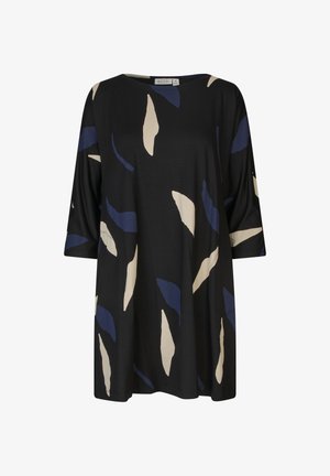 Zwarte elegante jurk met 3/4 mouwen, voorzien van onregelmatige beige en donkerblauwe bladerenpatronen.