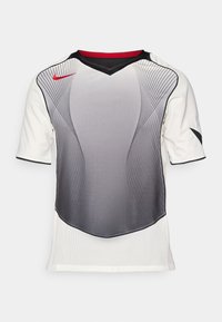 Unselected, sail/black/gym red