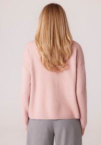 Makalu - Sweter