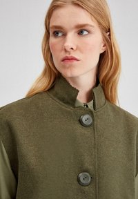 Touché Privé Smanicato - khaki