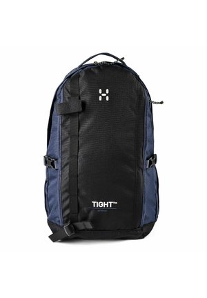 Zwarte en marineblauwe medium rugzak met voorste riemen, bovenste handvat en witte "TIGHT™"- en "H"-logo's op het voorpaneel.