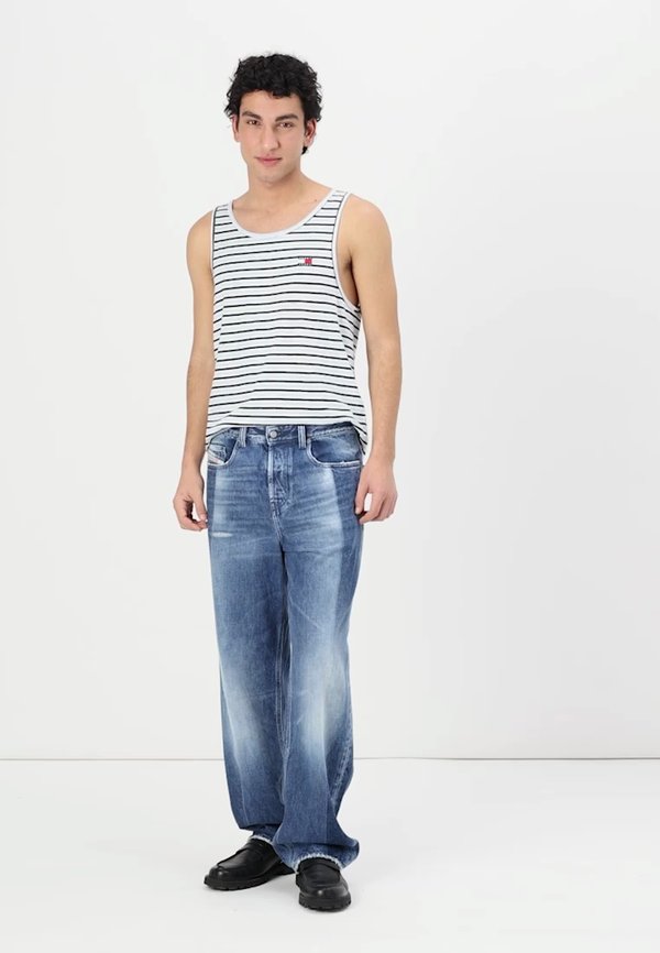 MACRO - Loose Jeans - 012