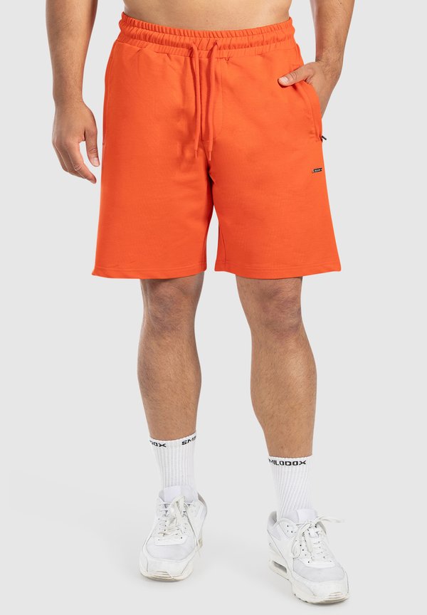 EDIN CASUAL POCKETS - Kurze Sporthose - koralle